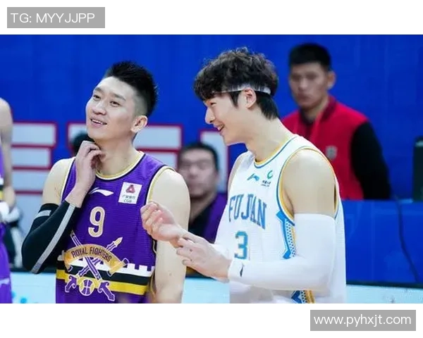 戈多伊与拉鲁斯精彩对决直播全程回顾与赛后分析